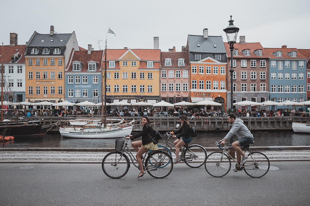 Western Europe and North America Spotlight Progress, Gaps, and Spillovers in SDG Implementation